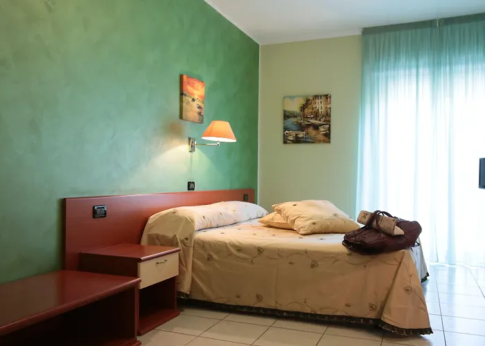 Ξενοδοχείο Leon - Ristorante Al Cavallino Rosso Σαν Τζιοβάνι Ροτόντο