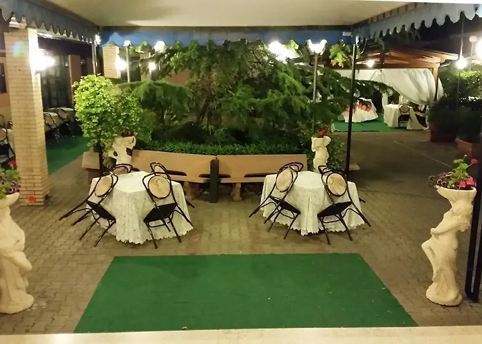 Ξενοδοχείο Leon - Ristorante Al Cavallino Rosso