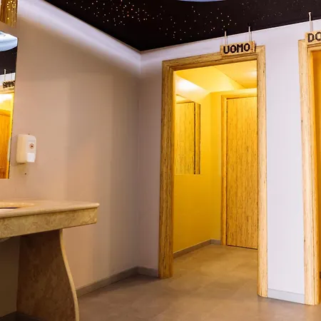 מלון Leon - Ristorante Al Cavallino Rosso 3*