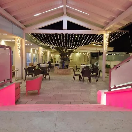Leon - Ristorante Al Cavallino Rosso סן ג'יואבאני רוטונדו